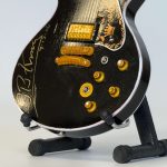 MINIATUURGITAAR ( B.B. KING ) - Afbeelding 2
