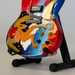 MINIATUURGITAAR ( ERIC CLAPTON ) CREAM - Afbeelding 2