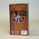 KATE BUSH – LIVE AT HAMMERSMITH ODEON (VHS) - Afbeelding 3