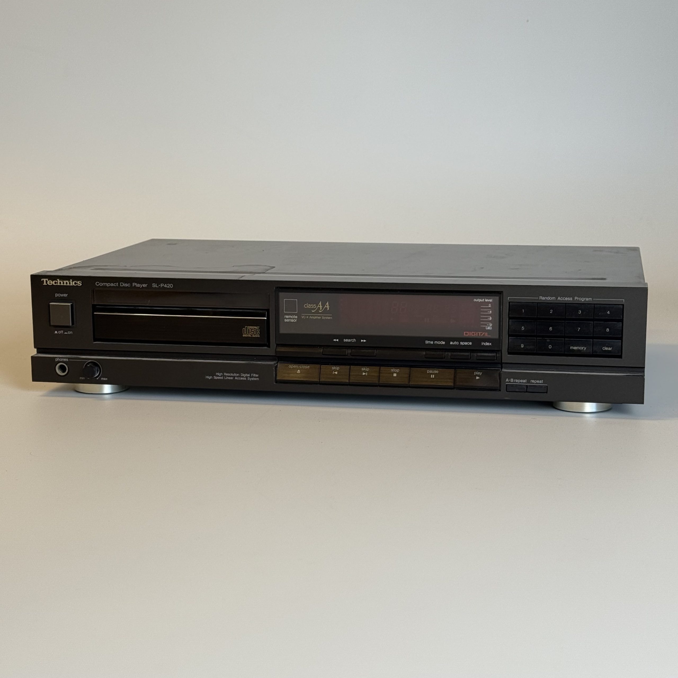 IMG_1757 TECHNICS SL-P420 CD-SPELER (TWEEDEHANDS) - Afbeelding 1