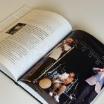 THE CORRS, THE UNOFFICIAL BOOK (TWEEDEHANDS) - Afbeelding 3