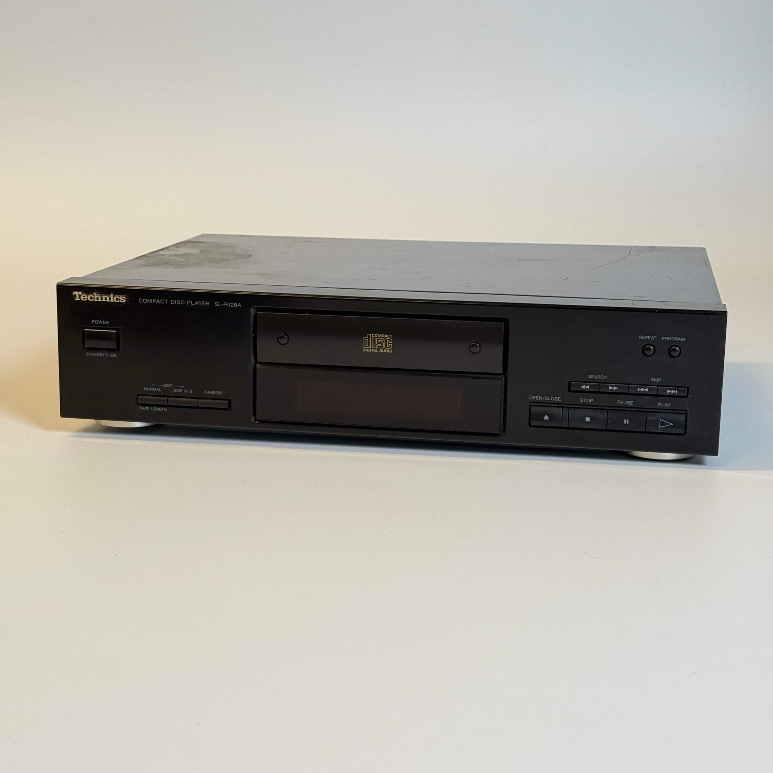 IMG_2236 TECHNICS SL-PJ28A, CD SPELER (TWEEDEHANDS) - Afbeelding 1