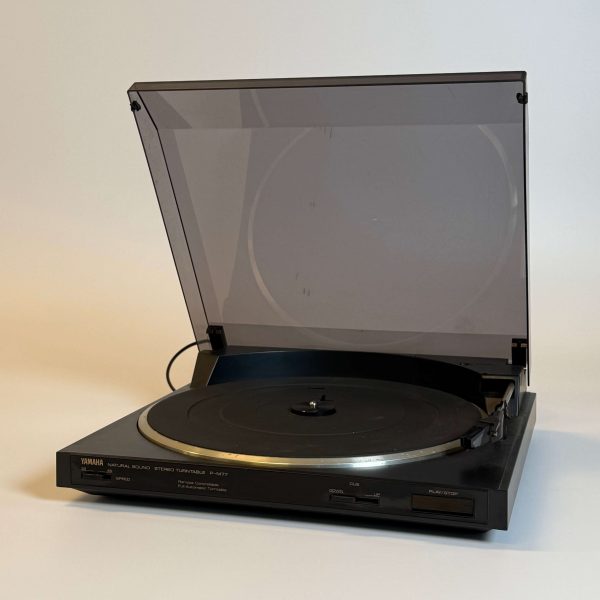 YAMAHA P-M77, PLATENSPELER (TWEEDEHANDS)