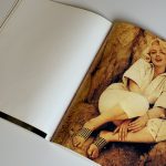 MADONNA, LIVE (MET POSTER) (TWEEDEHANDS) - Afbeelding 5