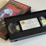 STEPHEN KING VHS COLLECTIE, 5 TITELS, WARNER HOME VIDEO, 1990s (TWEEDEHANDS) - Afbeelding 2