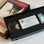 STEPHEN KING VHS COLLECTIE, 5 TITELS, WARNER HOME VIDEO, 1990s (TWEEDEHANDS) - Afbeelding 3